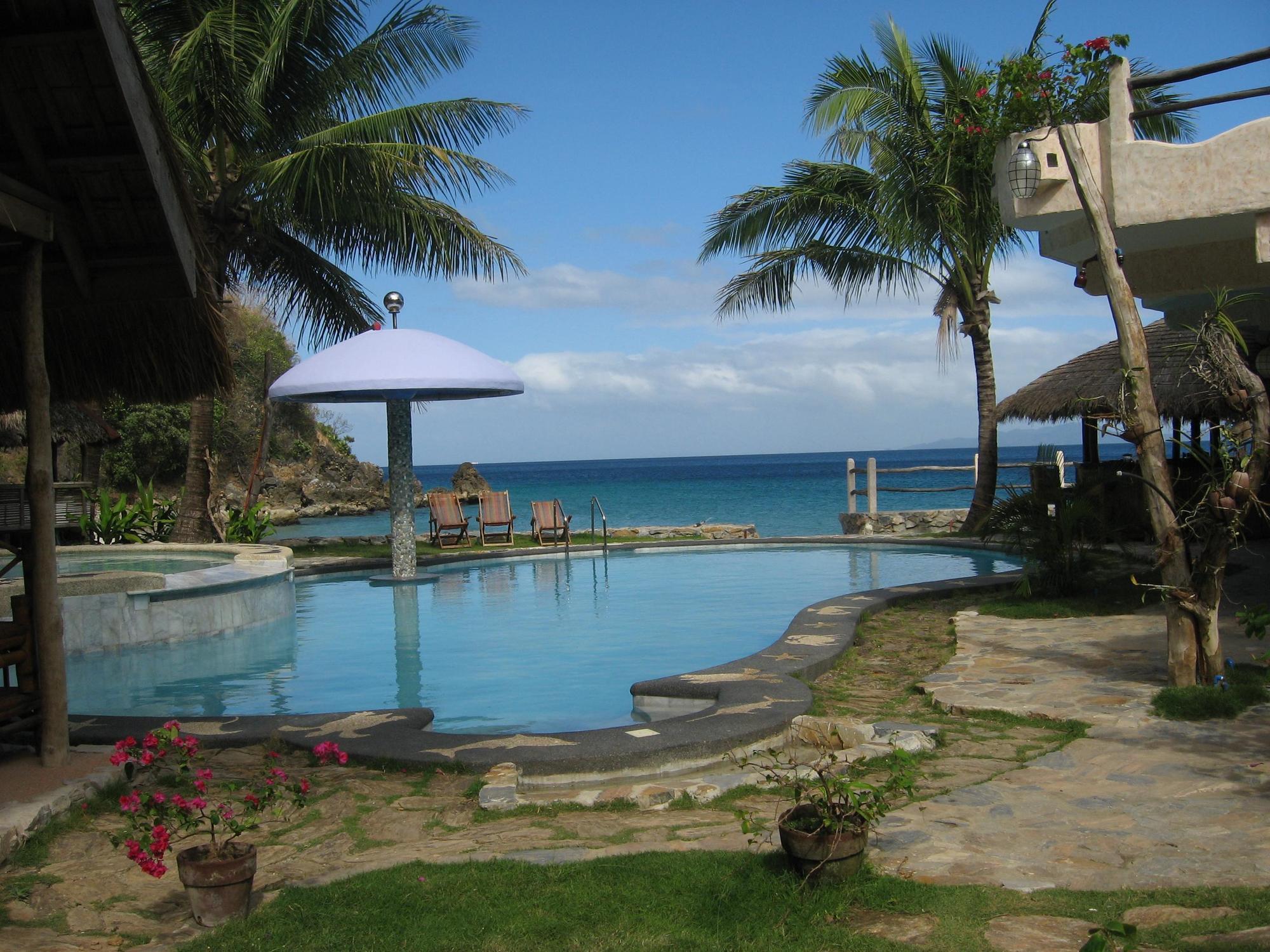 El Canonero Diving Beach Resort Puerto Galera Bagian luar foto
