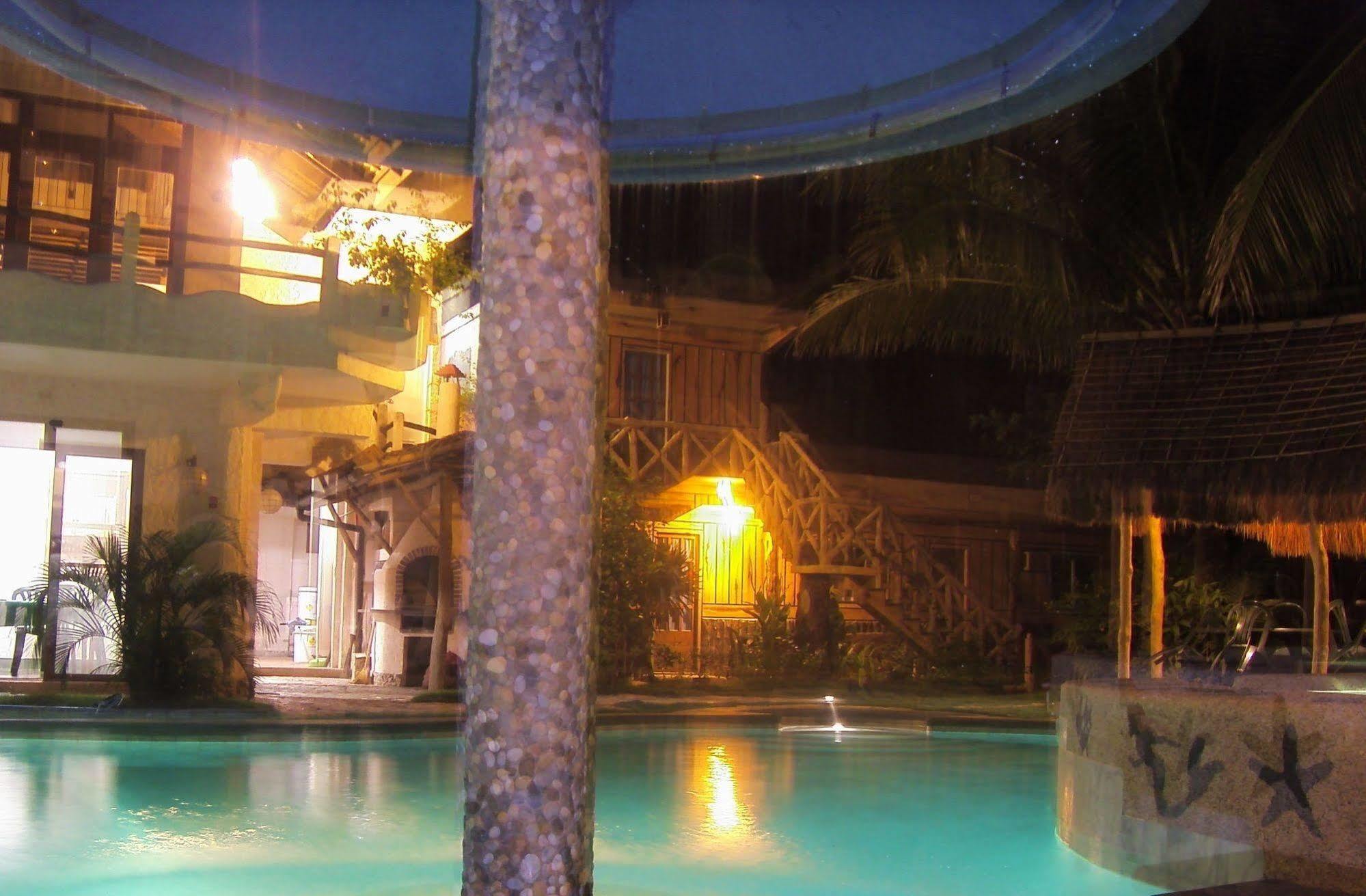 El Canonero Diving Beach Resort Puerto Galera Bagian luar foto
